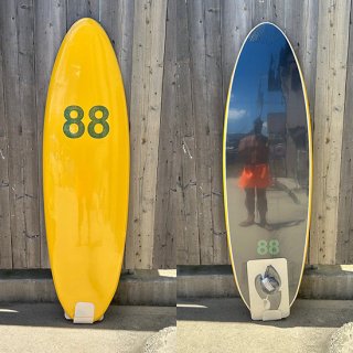 88Surfboards 6'4 3FIN Round Tail