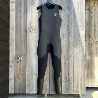 <img class='new_mark_img1' src='https://img.shop-pro.jp/img/new/icons8.gif' style='border:none;display:inline;margin:0px;padding:0px;width:auto;' />JULY WETSUITS  LONG JOHN  3mm  ֥åС