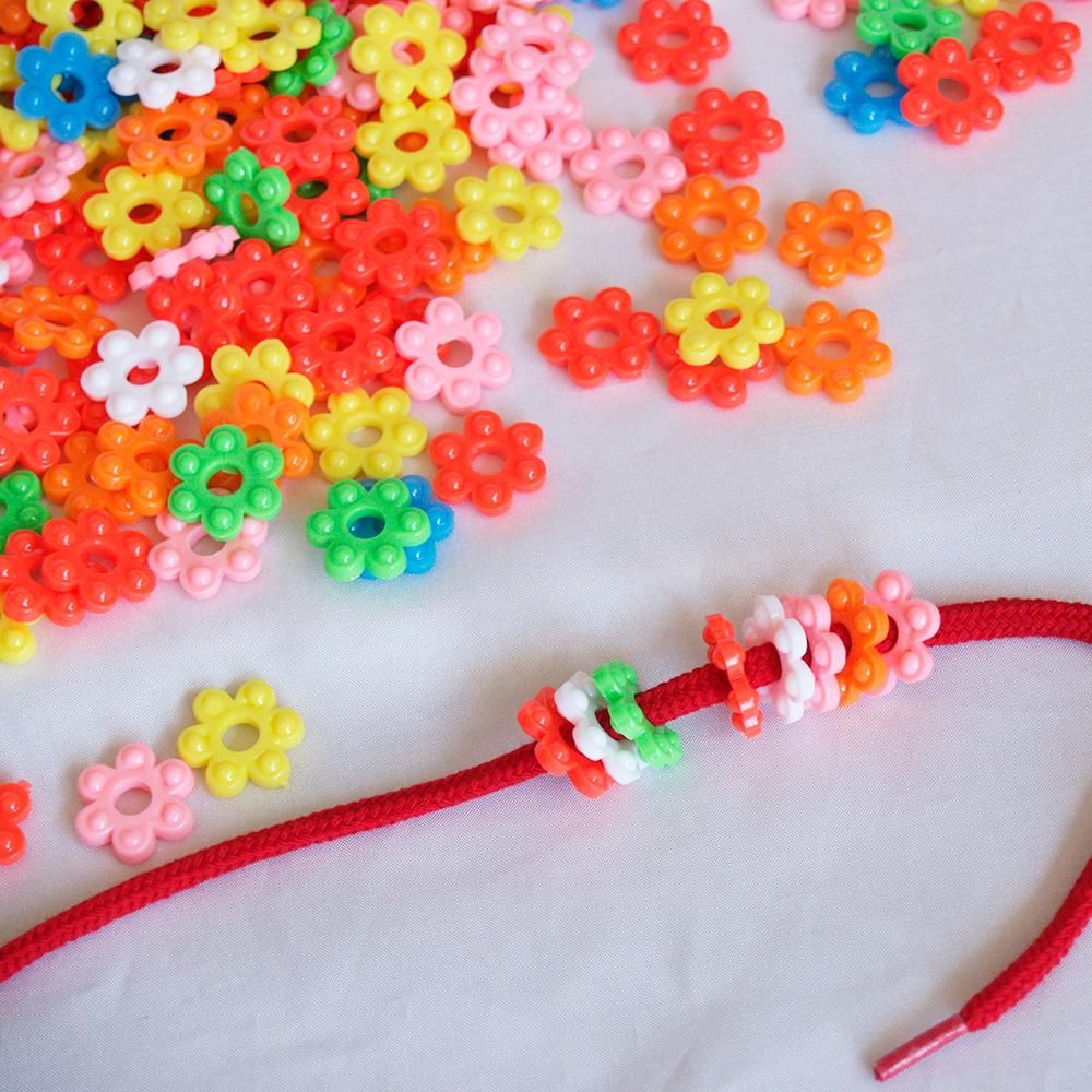 花はじき 白 0g 具材や紐通し ごっこ遊びに 金沢市の木のおもちゃ りぷか 花はじき 白 0g 具材や紐通し ごっこ遊びに 金沢市の木のおもちゃ りぷか