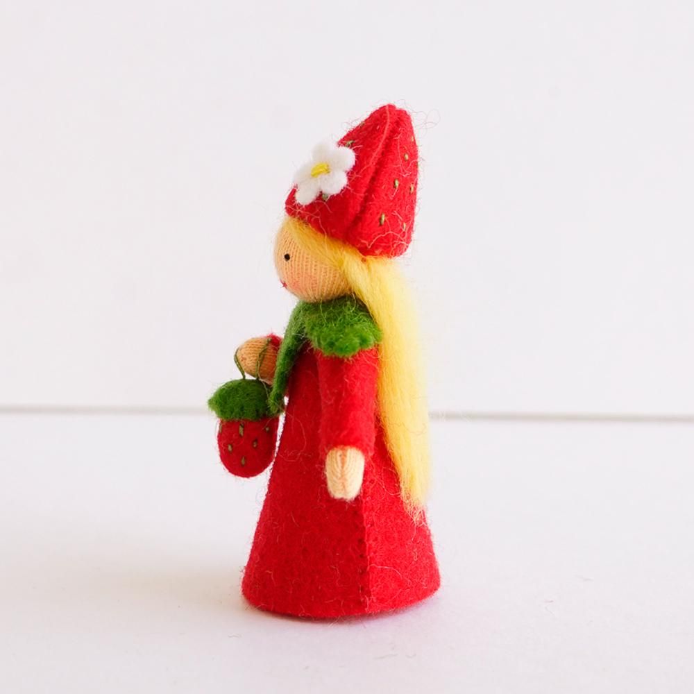 いちごgirl 頭に装飾 ベージュ Ambrosius Dolls/アンブロシウス