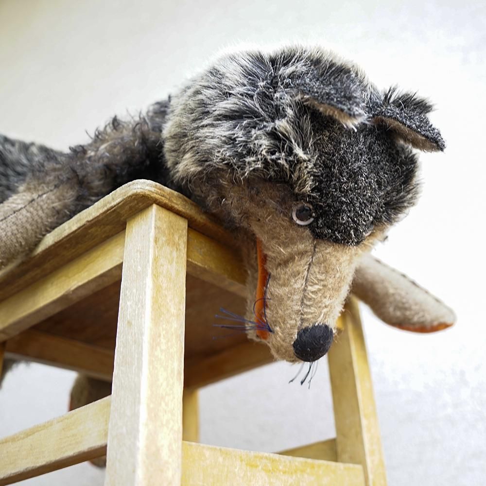 おおかみのバインハルト ドイツBARLEBEN/バーレーベン工房の動物手人形