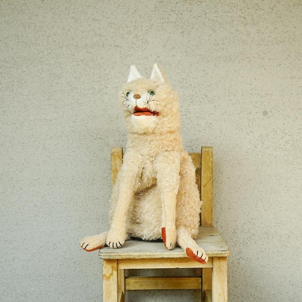 ねこのヘンリー 生成り ドイツBARLEBEN/バーレーベン工房の動物手人形