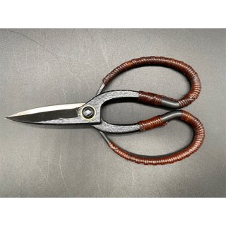Ĺ ۴Long blade gardening scissors with rattan