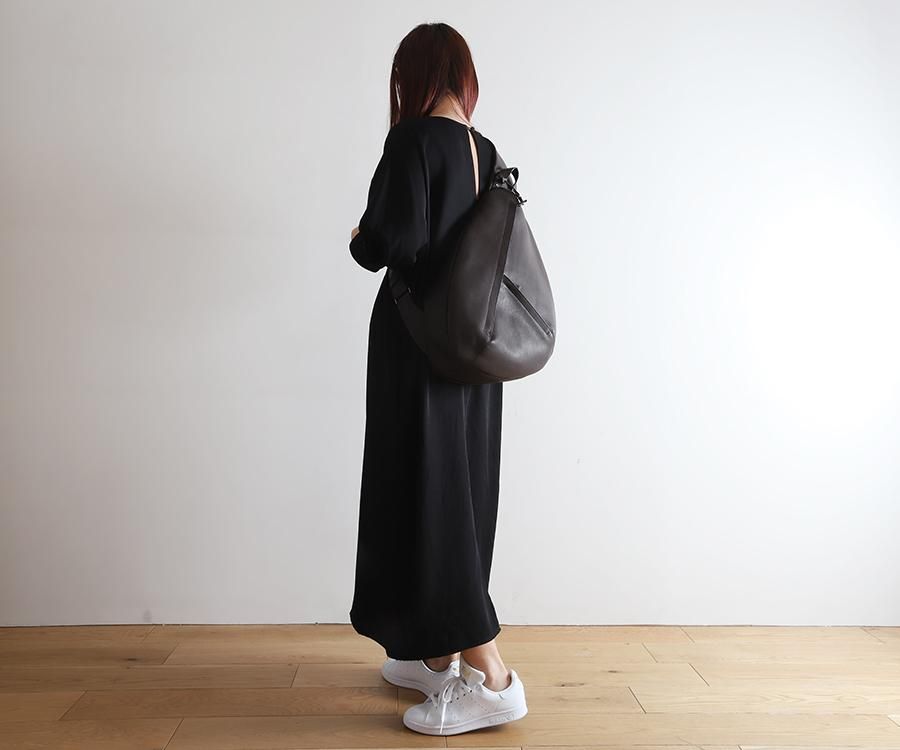本革ボディバッグ 大サイズ | 5042RA/F - B.stuff online store 本革ボディバッグ 大サイズ | 5042RA/F - B.stuff online store