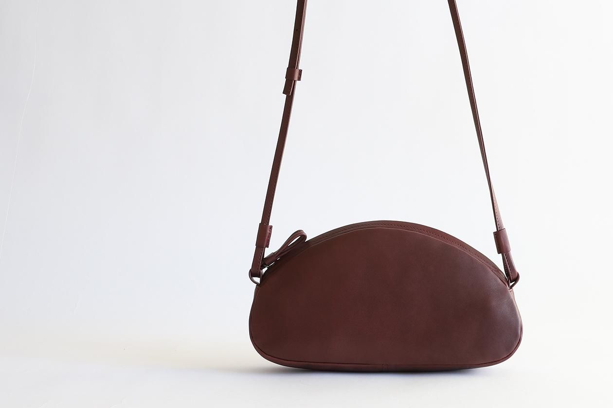 せいじ様〈新品未使用未開封〉JR貨物　20D-1308 ショルダーバッグ 楽天市場】ゼクシィミックス xexymix ビッグ クッション