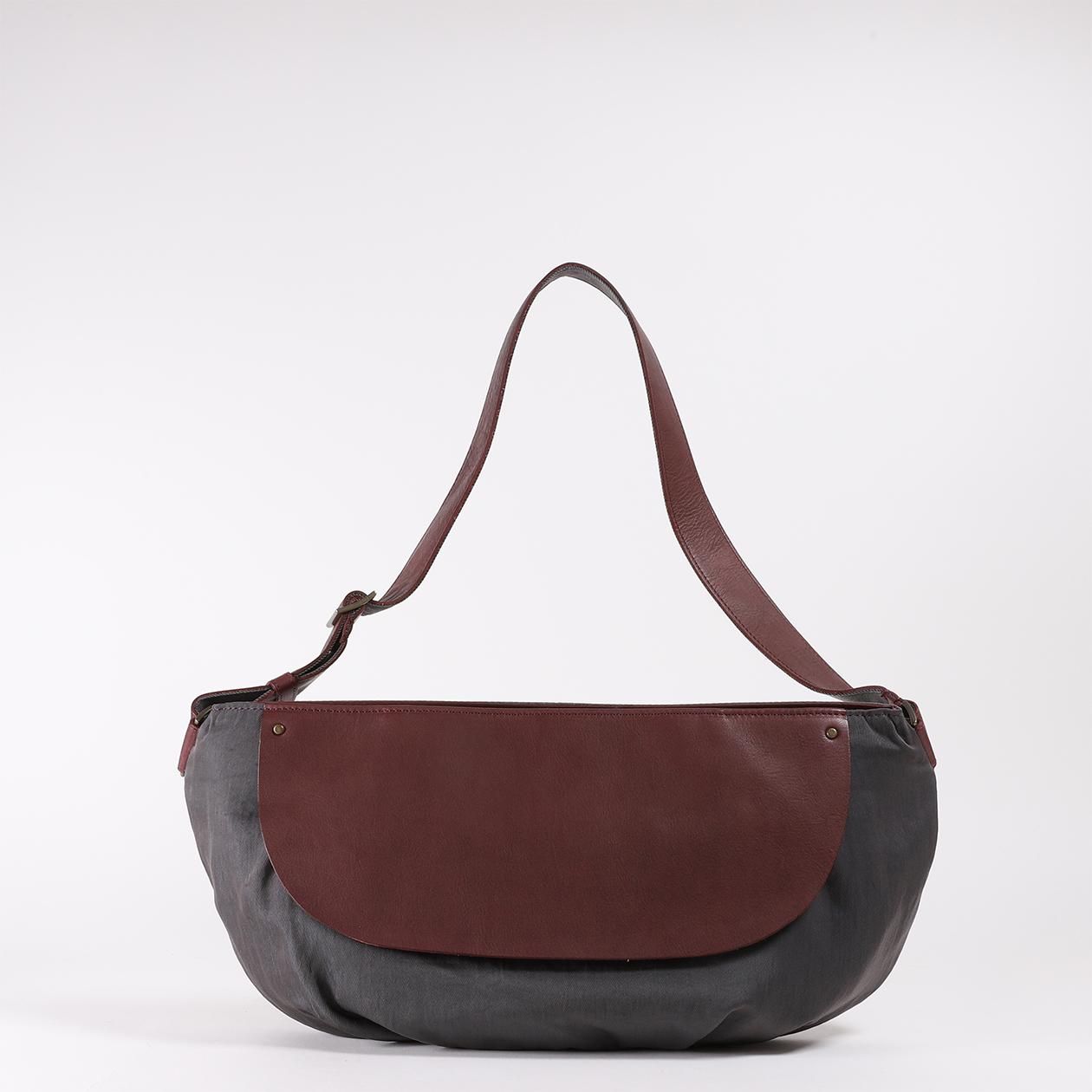 本革ナイロンコンビボディバッグ 大サイズ | 7219R - B.stuff online store