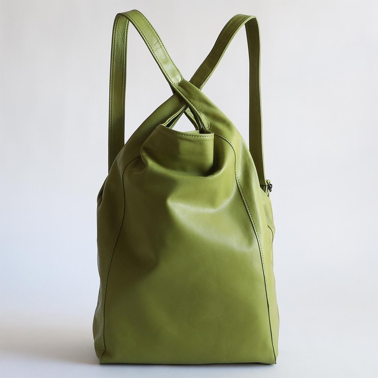 ソフトスムース革リュック 大サイズ | 5225 - B.stuff online store ソフトスムース革リュック 大サイズ | 5225 - B.stuff online store