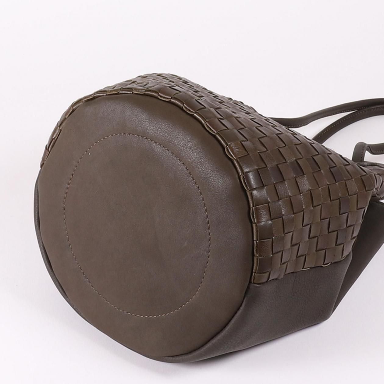 美品◎ビースタッフ 2way 巾着 メッシュ 肩かけ可 トートバッグ ショルダー 美品◎ビースタッフ 2way 巾着 メッシュ 肩かけ可 トートバッグ