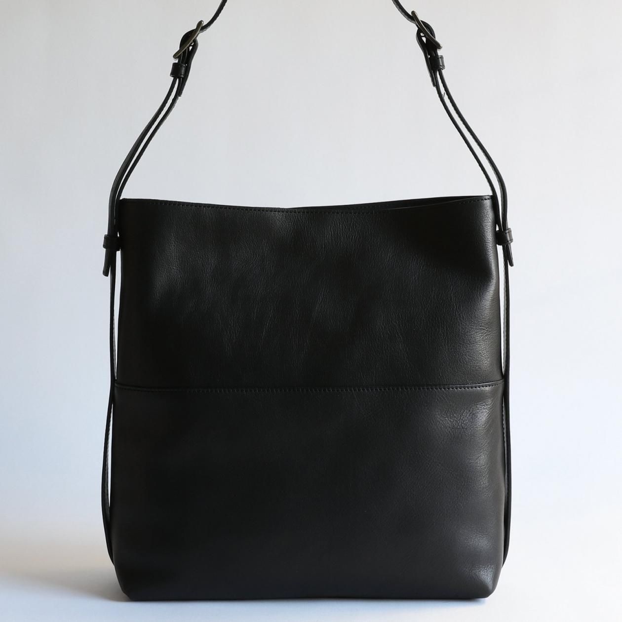 持ち手の長さが変えられるショルダーバッグ | 7348RA- B.stuff online