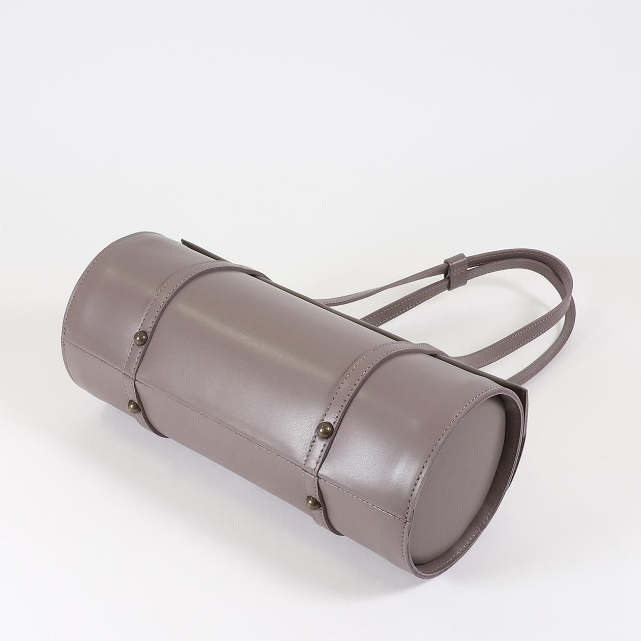 【B】ブラックハンドモチーフ/Made in Japan/陶器製・小物入れ ひのきのはきもの 本革・Hバンド 黒 / KB-01 – mizutori / 株式