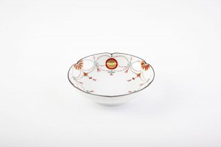 錦日輪赤玉瓔珞文　小皿