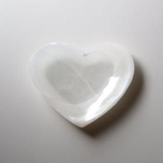 white onyx small heart bowl/  E