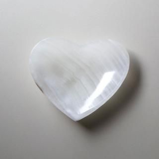 white onyx small heart bowl/  H