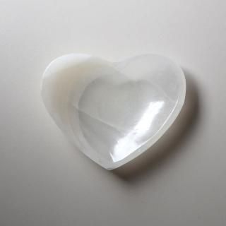 white onyx small heart bowl/  J