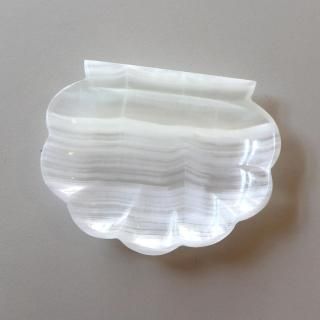 white onyx shell plate/  I