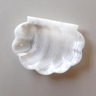 white onyx shell plate/  G
