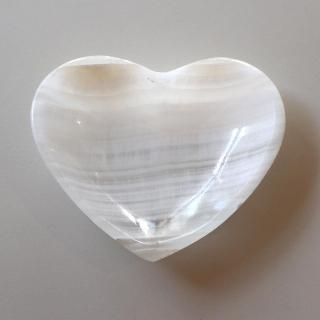 white onyx small heart bowl/  E