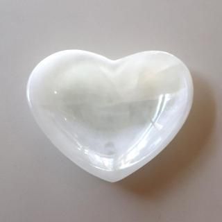 white onyx small heart bowl/  A