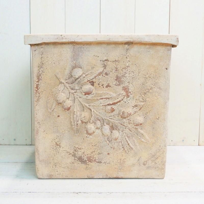 薩摩焼 苗代川 唐草浮出紋 大鉢 黒薩摩 時代物 盆栽 植木鉢 琉球 能野 壷屋 薩摩焼 苗代川 唐草浮出紋 大鉢 黒薩摩 時代物 盆栽 植木鉢 琉球 能