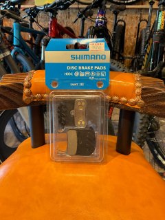 <img class='new_mark_img1' src='https://img.shop-pro.jp/img/new/icons29.gif' style='border:none;display:inline;margin:0px;padding:0px;width:auto;' />shimano [ H03C ]  DISC BRAKE PADS