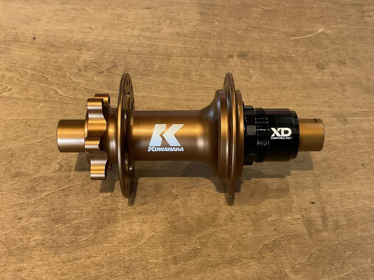 ゴルゴ13 バスローブ KUWAHARA Diavolo Hub かっこいいのが入荷しましたよ～！ | TOM