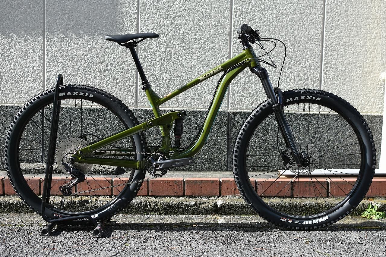 Kona マウンテンバイク 26インチ RockShox サスペンション 自転車