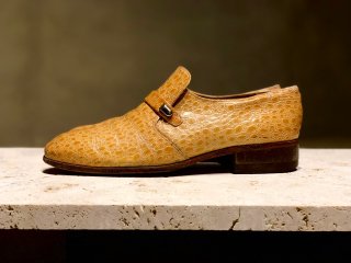 1984's Vintage Vamp Shoes Exiotic Style Embosse LeatherMUSTARD color / size 7half 26