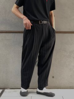 1990's Europe Vintage 2tucks BLACK Stripes Trousers
