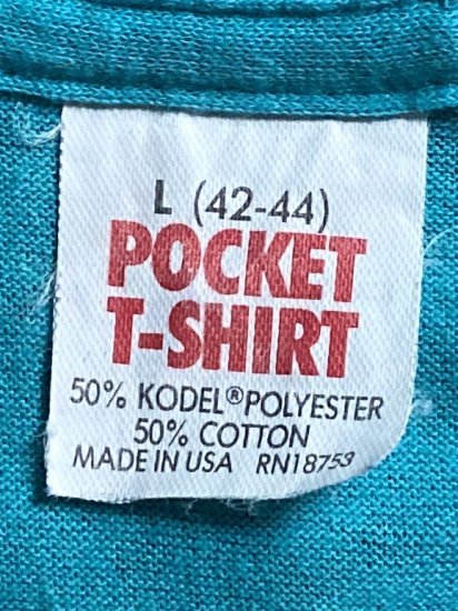 1980's Vintage Pocket T-shirt
Turquoise Blue color