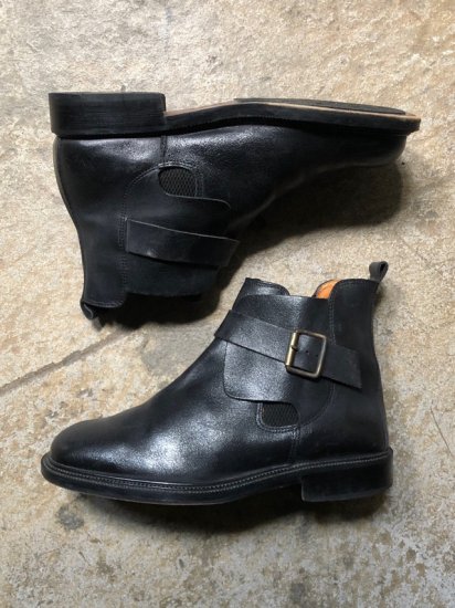 1980-90's Anonymous
Leather Belted Chelsea Boots
Made in ITALY.