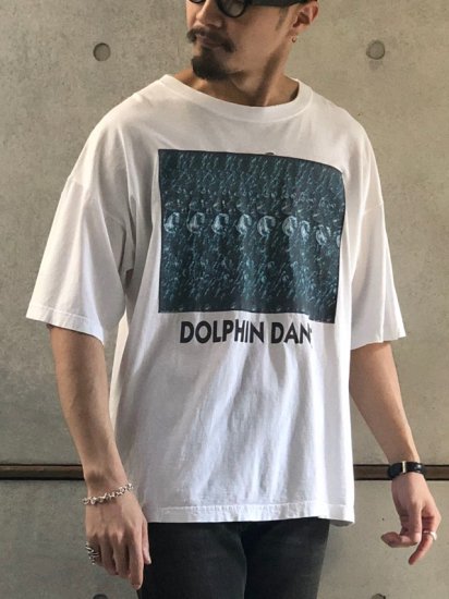 1994's Holusion Art T-shirt
3D DOLPHIN DANCE / Digi-Rule Inc.