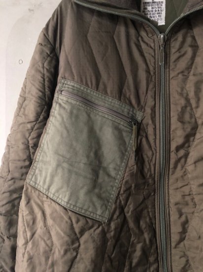 1980-90's German Military
Vintage Quilting Hi-neck Zip Liner Jacket