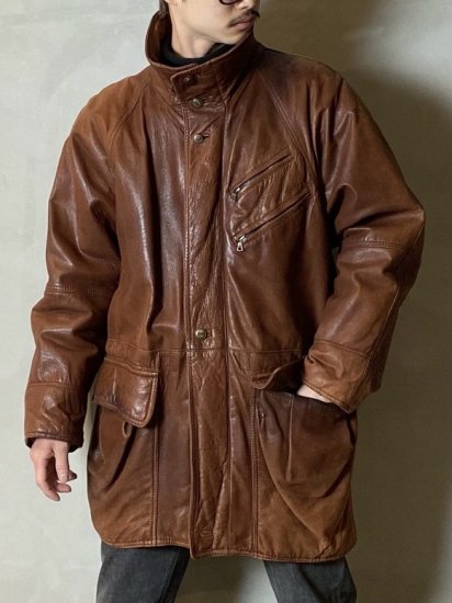 1980's HUGO BOSS
Amber Leather Sports Half Coat