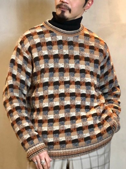 1990's Italian Vintage Knit, Beautiful Pattern