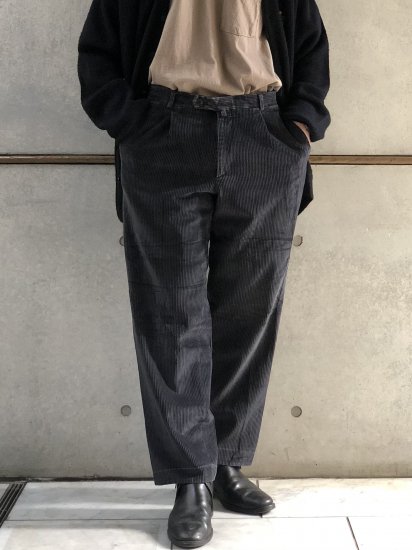 197080's French Vintage 1tuck Corduroy Trousers FADE BLACK color
