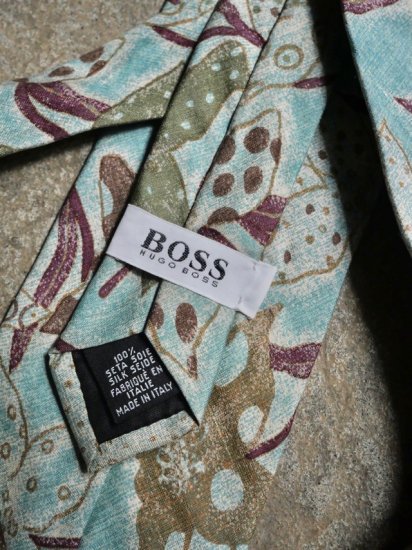 1990's Vintage BOSS Printed Silk Tie "Made in ITAY."