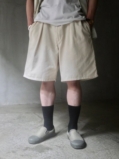 1990's POLO GOLF
Vintage RalphLauren 2tucks Chino Shorts