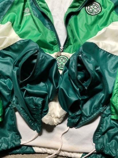 1990's Vintage UMBRO Nylon Smock The Celtic Football Club