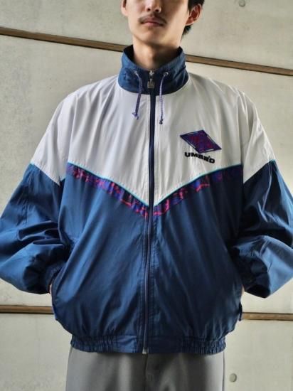 1980&#12316;90's Vintage UMBRO
Polyester Shell Warm-up Jacket