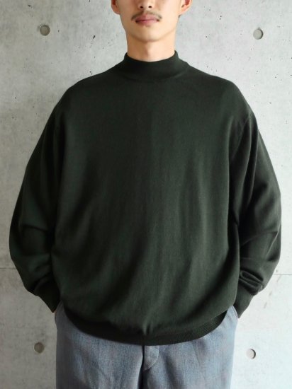 1990'-00's Vintage Mock-neck
Knit Sweater OLIVE