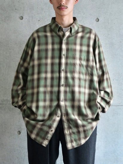 1990's Vintage Field Gear
Cotton Flannel B.D. Shadow-Check Shirt