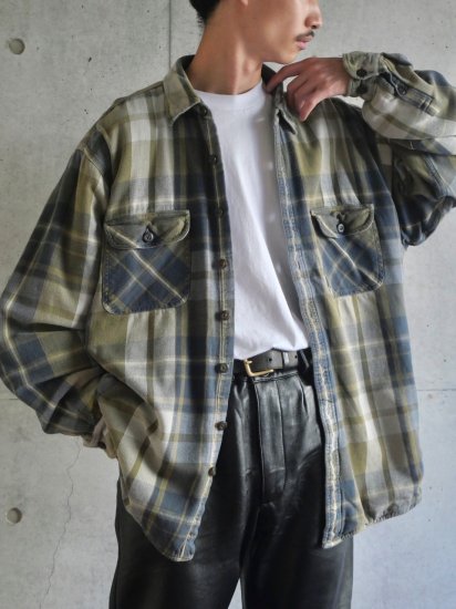 1990's Vintage J.CREW
Heavy Cotton Flannel & Thermal Shirt