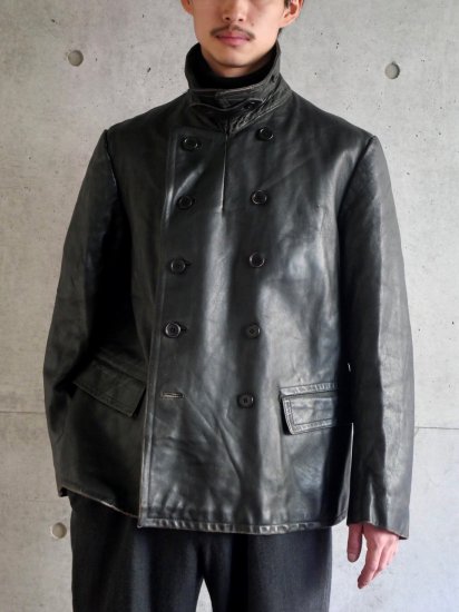 1950's Euro Vintage
Double-Breasted Leather Car-Coat