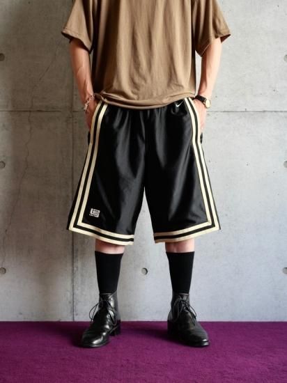 00s Vintage NIKE Shorts