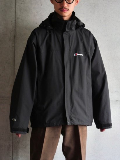 00's BERGHAUS AQ2(coated nylon) cloth Jacket