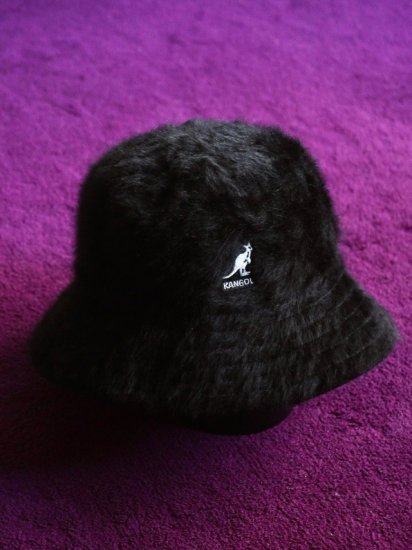 00's KANGOL Black Far Hat