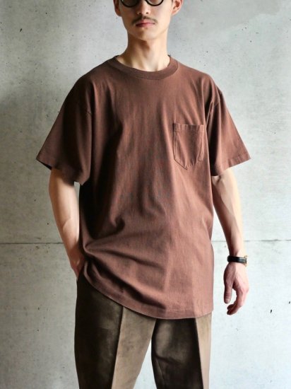 1990's Vintage Dickies Pocket T-shirt BROWN
Made in USA.