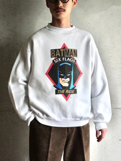 1990's Vintage Printed Sweat Shirt
"BATMAN THE RIDE" / Made in USA.