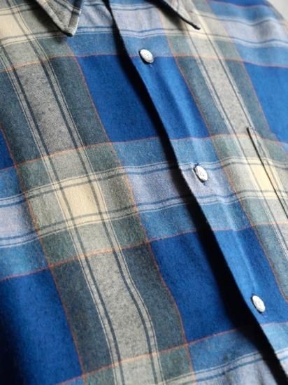1970's Vintage WILSHIRE 100% Rayon Check Shirt, BLUE