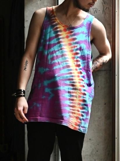 1990's Vintage Tie-dye Tank top
"FRUIT OF THE LOOM"